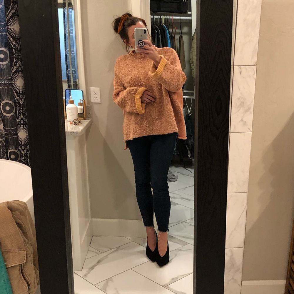 FREE PEOPLE SWEATER - Picture 4 of 8